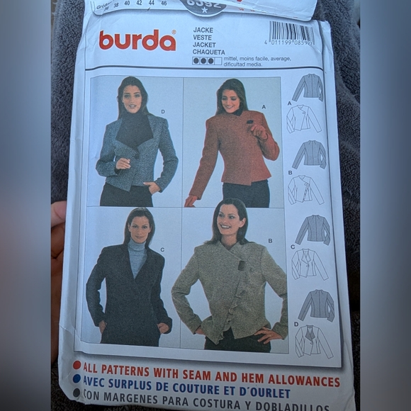 Burda Pattern - Picture 1 of 3